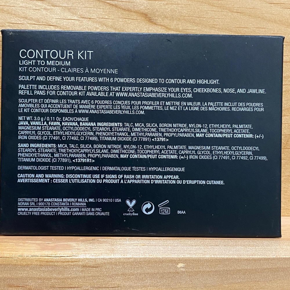 Anastasia Beverly Hills Contour Kit light to medium highlighter powder shade set - Picture 10 of 11
